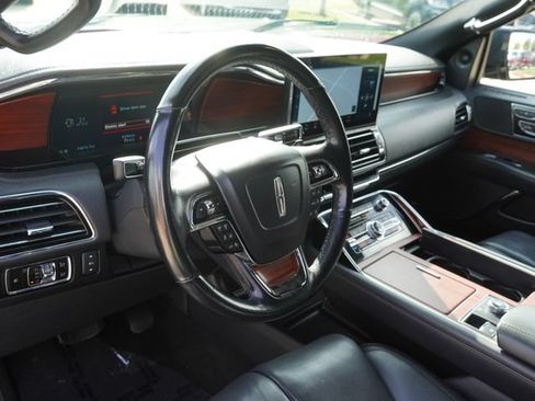 Used 2023 Lincoln Navigator Reserve AWD/4WD image 20