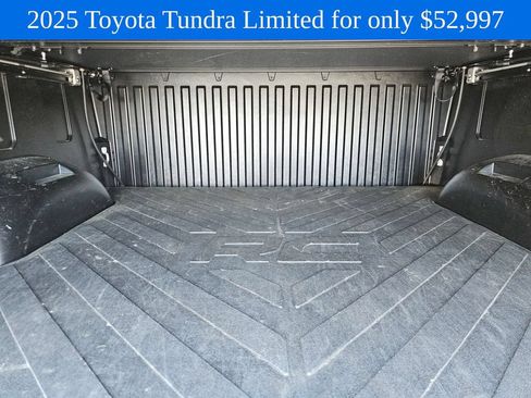Used 2025 Toyota Tundra Limited AWD/4WD image 17