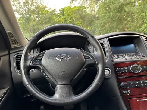 Used 2016 INFINITI QX50 AWD w/ Premium Plus Package image 21
