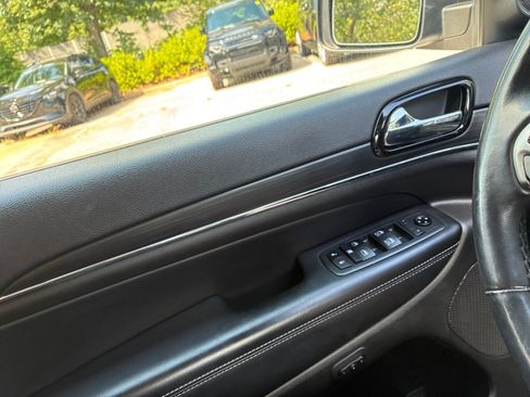 Used 2021 Jeep Grand Cherokee Limited w/ Quick Order Package 28K 80th AWD/4WD image 36
