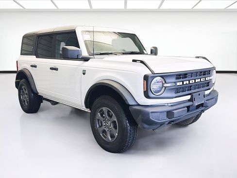 Used 2025 Ford Bronco Big Bend image 3