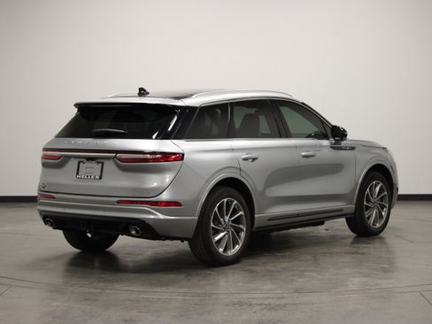 Used 2022 Lincoln Corsair Grand Touring AWD/4WD image 8