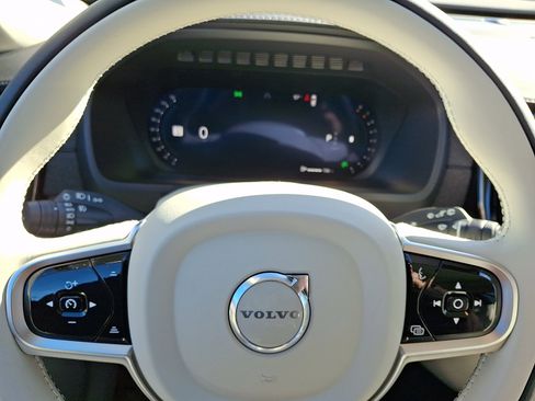 New 2026 Volvo XC90 B6 Ultra w/ Protection Package Premier image 13