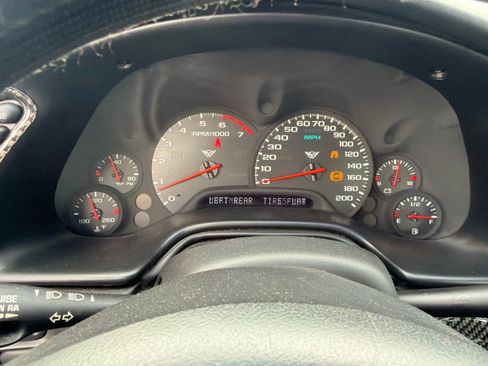 Used 2001 Chevrolet Corvette Coupe w/ Preferred Equipment Group2 RWD image 6