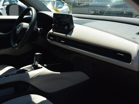 Used 2023 Honda HR-V LX image 20