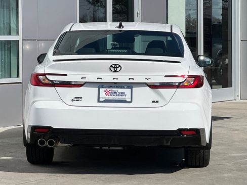 New 2026 Toyota Camry XLE w/ Convenience Package image 5