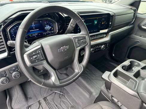 Used 2024 Chevrolet Silverado 1500 RST w/ Z71 Off-Road Package AWD/4WD image 21