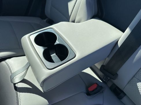 New 2026 Ford Escape SE image 34