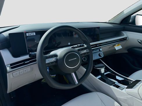 New 2026 Hyundai Tucson SEL FWD image 7