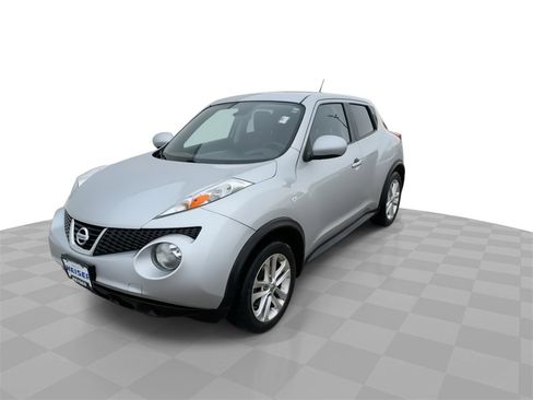 Used 2014 Nissan Juke SV w/ Navigation Package image 4