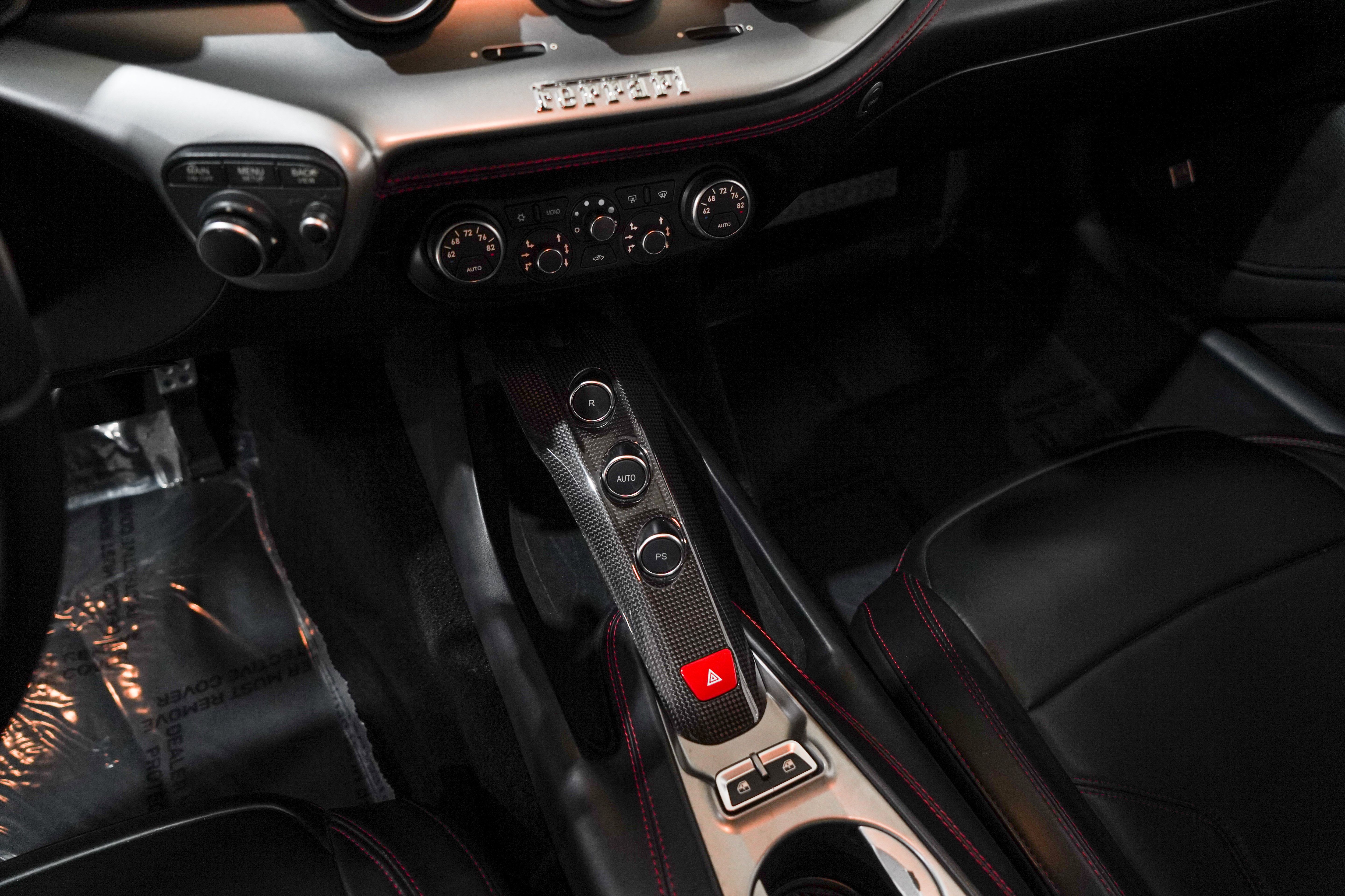 Used 2015 Ferrari F12 Berlinetta RWD image 12