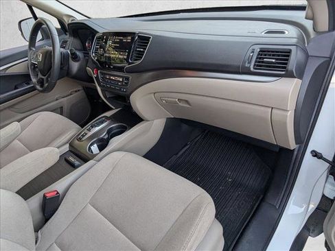 Used 2021 Honda Pilot EX image 22