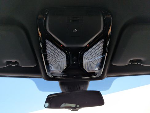 Certified 2023 BMW X5 sDrive40i w/ Executive Package image 28