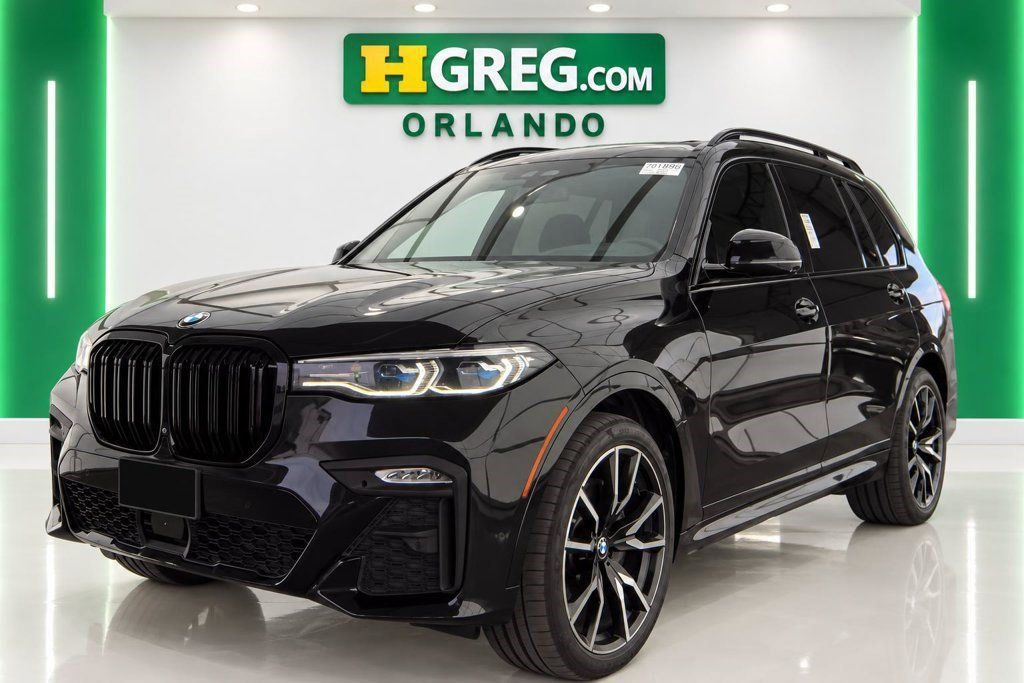 Used 2019 BMW X7 xDrive50i w/ M Sport Package AWD/4WD image 4