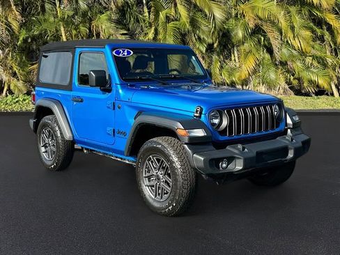 Used 2024 Jeep Wrangler Sport S image 2