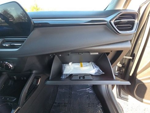 Certified 2025 Chevrolet TrailBlazer LS w/ LS Convenience Package image 34