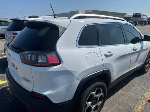 Used 2021 Jeep Cherokee Latitude Lux AWD/4WD image 25