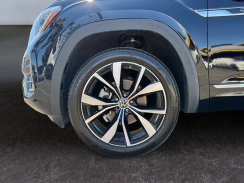 Used 2025 Volkswagen Atlas SEL Premium R-Line AWD/4WD image 14