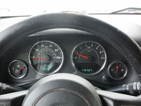 Used 2012 Jeep Wrangler Unlimited Sport image 20