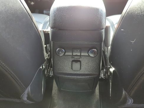 Used 2018 Ford Explorer XLT w/ Equipment Group 202A image 22