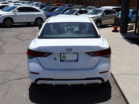 Used 2024 Nissan Sentra S FWD image 10