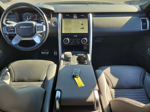 Used 2023 Land Rover Discovery HSE R-Dynamic image 14