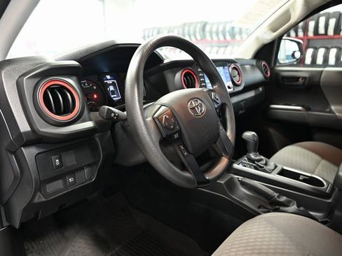 Used 2022 Toyota Tacoma SR image 20