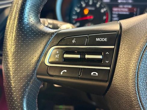 Used 2021 Kia Stinger GT2 image 27