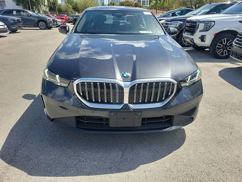 Used 2024 BMW 530i 530i image 3