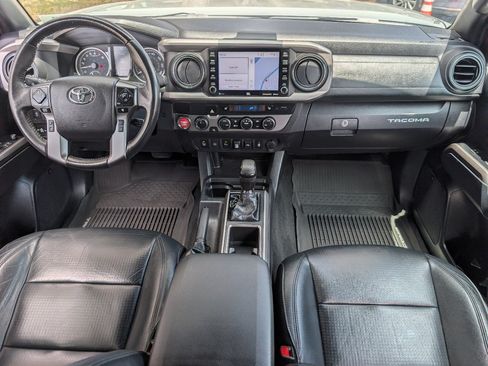 Used 2021 Toyota Tacoma Limited w/ Blackout Package (TMS) AWD/4WD image 4