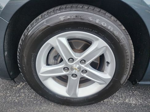 Used 2020 Chevrolet Malibu LS image 35