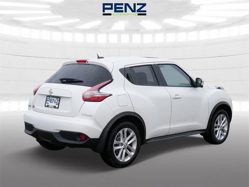 Used 2015 Nissan Juke SV w/ Technology Package image 7