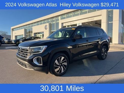 Used 2024 Volkswagen Atlas SE image 1
