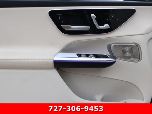 Certified 2023 Mercedes-Benz GLC 300 4MATIC w/ Exclusive Trim Package image 13