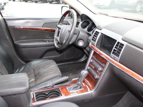 Used 2011 Lincoln MKZ Base AWD 4dr Sedan w/ 102A Rapid Spec Order Code image 12