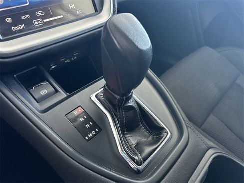 Used 2020 Subaru Outback 2.5i image 26
