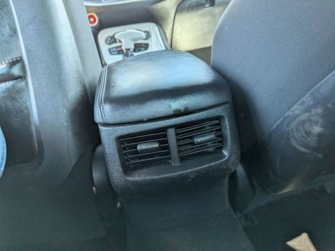 Used 2019 Dodge Challenger SXT AWD/4WD image 31