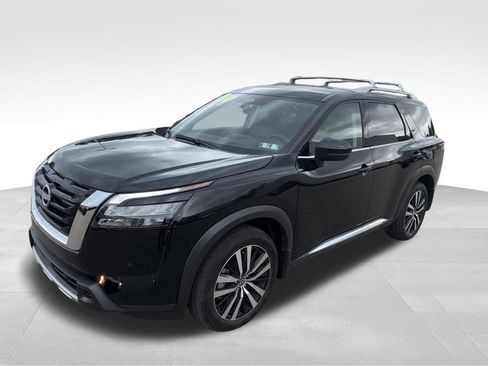 Used 2025 Nissan Pathfinder Platinum w/ Cargo Package AWD/4WD image 42