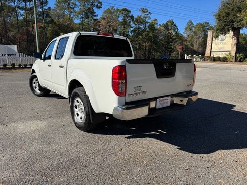 Used 2013 Nissan Frontier S image 30