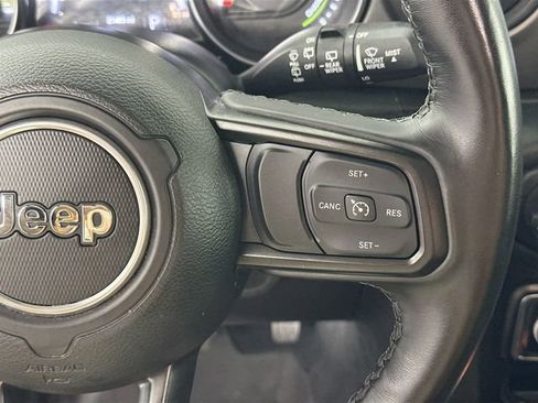 Used 2023 Jeep Wrangler Unlimited w/ Cold Weather Group image 22