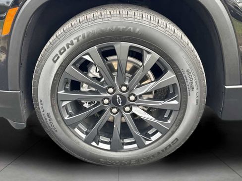 Used 2023 Chevrolet Traverse RS w/ LPO, Cargo Package image 35