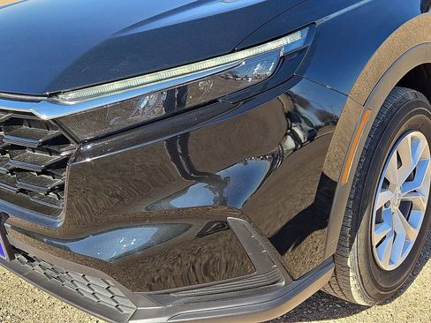 Used 2025 Honda CR-V LX image 9