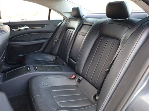 Used 2015 Mercedes-Benz CLS 400 image 18