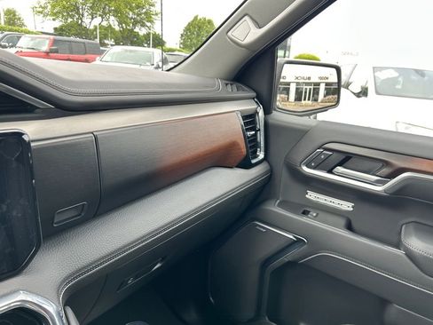 Certified 2026 GMC Sierra 1500 Denali AWD/4WD image 32