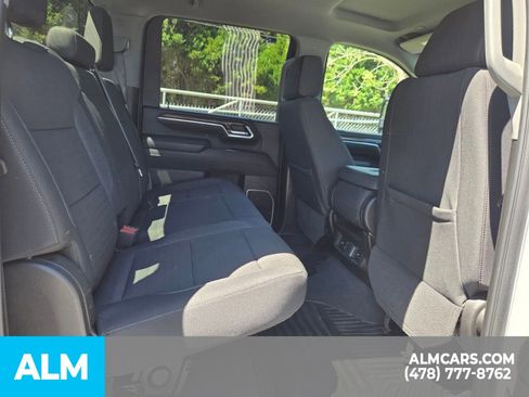Used 2025 Chevrolet Silverado 2500 LT w/ Convenience Package AWD/4WD image 18