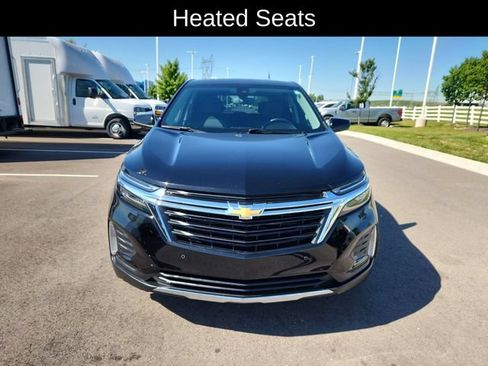 Used 2024 Chevrolet Equinox LT FWD image 2