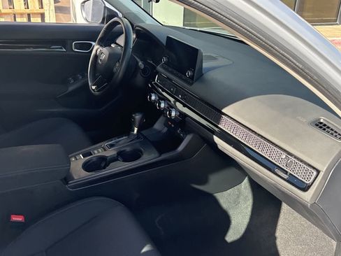 Certified 2023 Honda Civic EX image 26