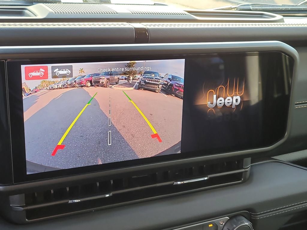 New 2026 Jeep Wrangler Unlimited Sahara AWD/4WD image 28