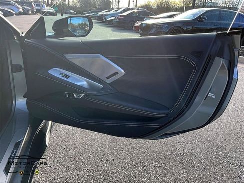Used 2023 Chevrolet Corvette Z06 image 18