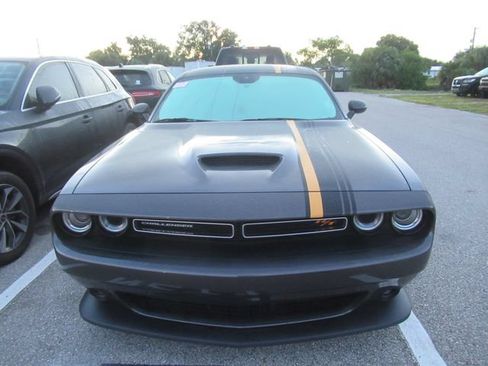 Used 2022 Dodge Challenger R/T RWD image 2